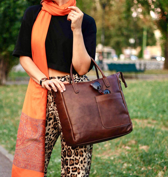 Leather handbag