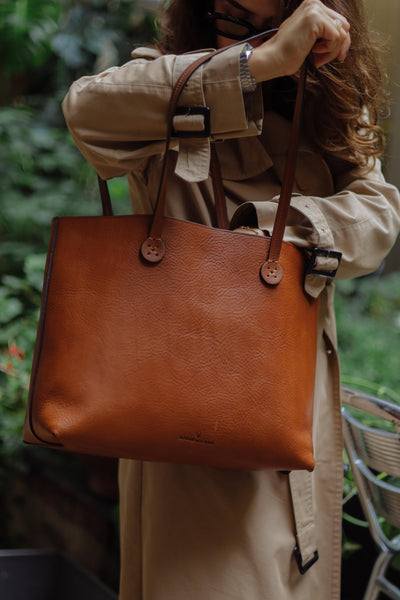 Handmade Full Grain Leather Handbag: Elegant Italian Leather Bag