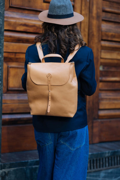 Handmade Full Grain Leather Backpack: Vintage Style Rucksack