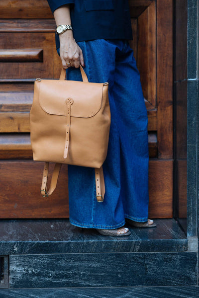 Handmade Full Grain Leather Backpack: Vintage Style Rucksack