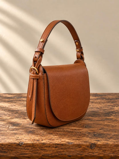 Shaped in Leather – Crossbody Bag