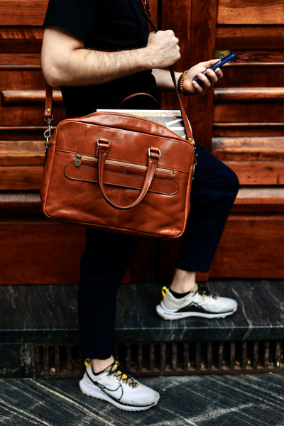 Handcrafted Italian Leather Briefcase: Tuscany Laptop Bag