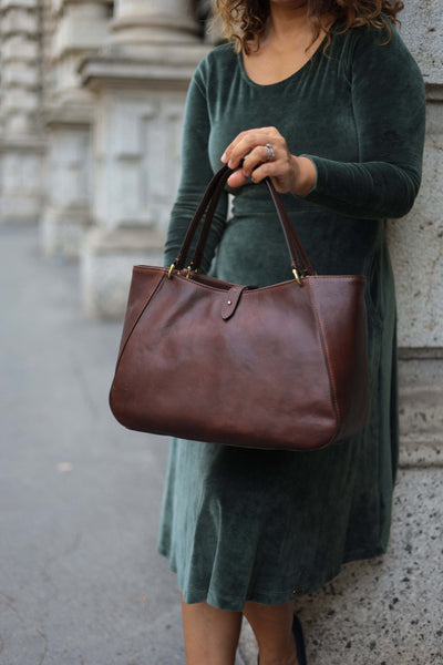 Leather handbag