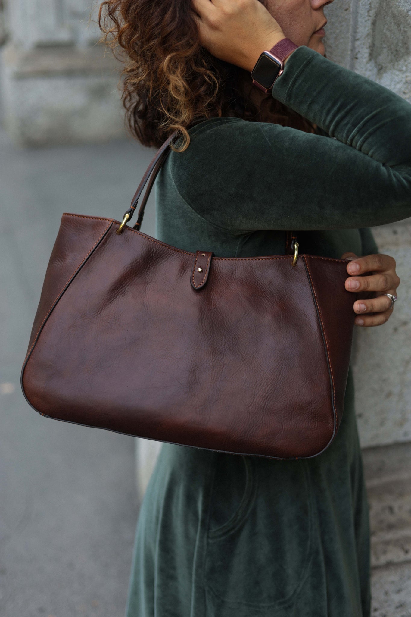 Leather handbag