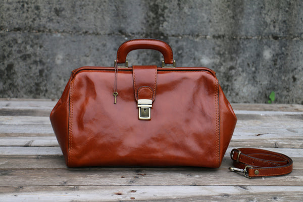 Leather Doctor Bag: Handcrafted Italian Top Handle Bag