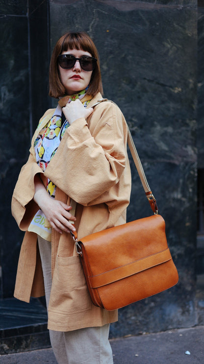 Handmade Full Grain Leather Crossbody Messenger Bag - Made in Italy