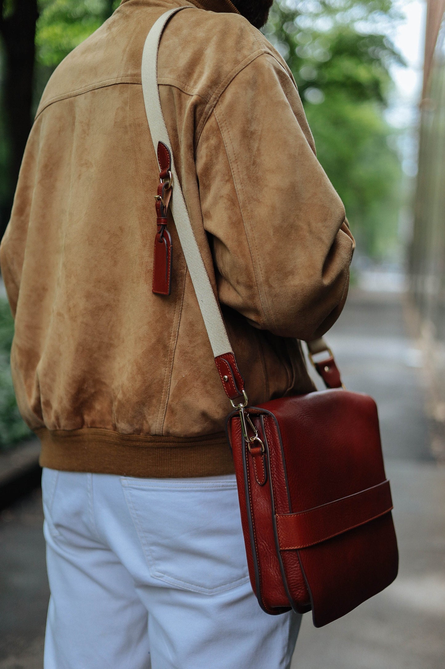 Handmade Full Grain Leather Crossbody Messenger Bag - Made in Italy