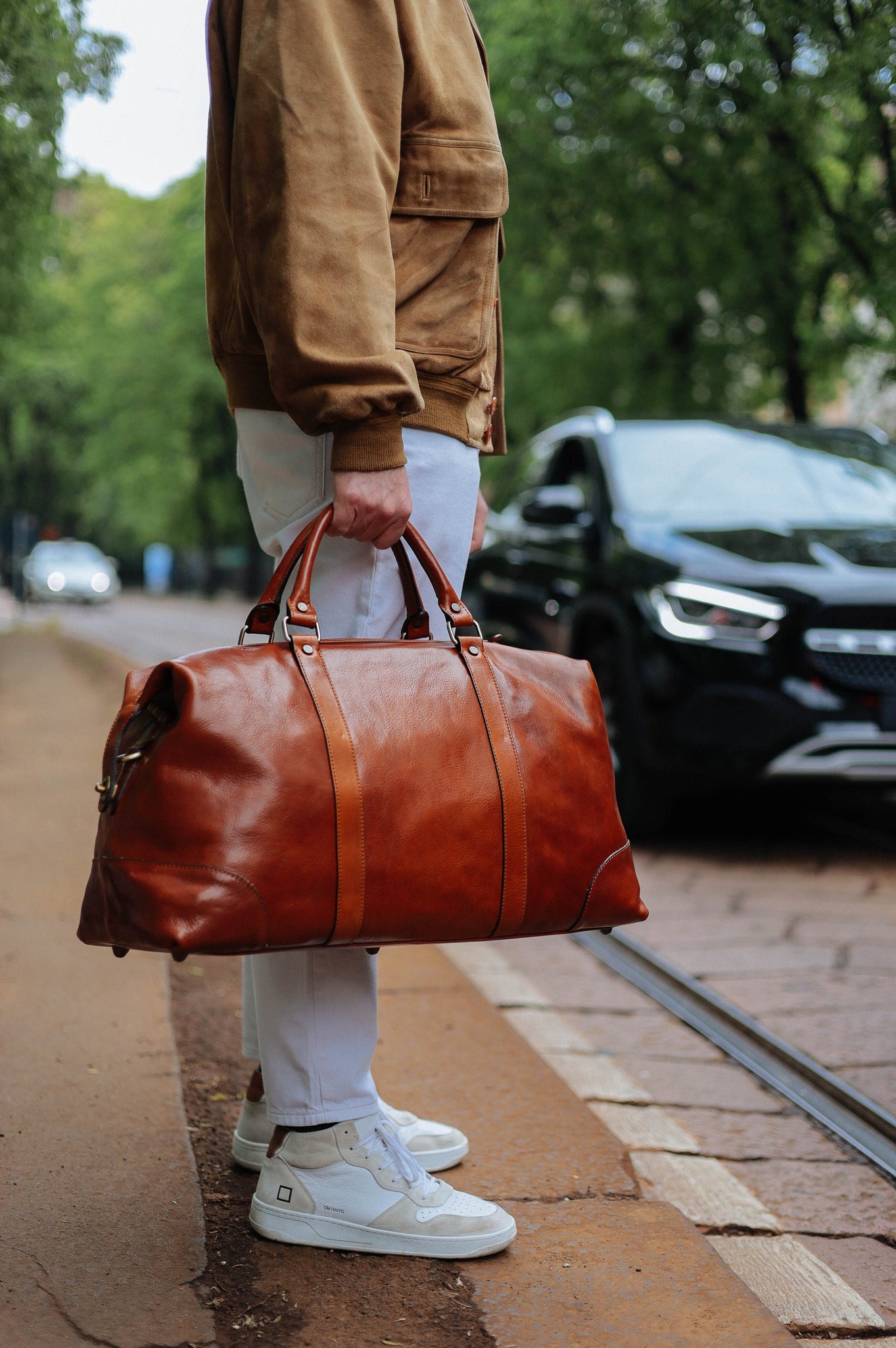 Handcrafted Italian Leather Duffle Bag: Brown Leather Weekender