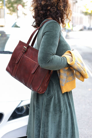 Handmade Italian Leather Handbag: Tuscany Crafted Everyday Bag