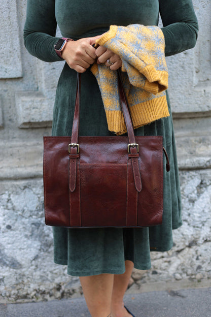 Handmade Italian Leather Handbag: Tuscany Crafted Everyday Bag