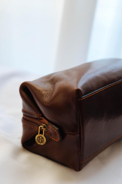 Italian Leather Toiletry Bag: Handcrafted Travel Accessory