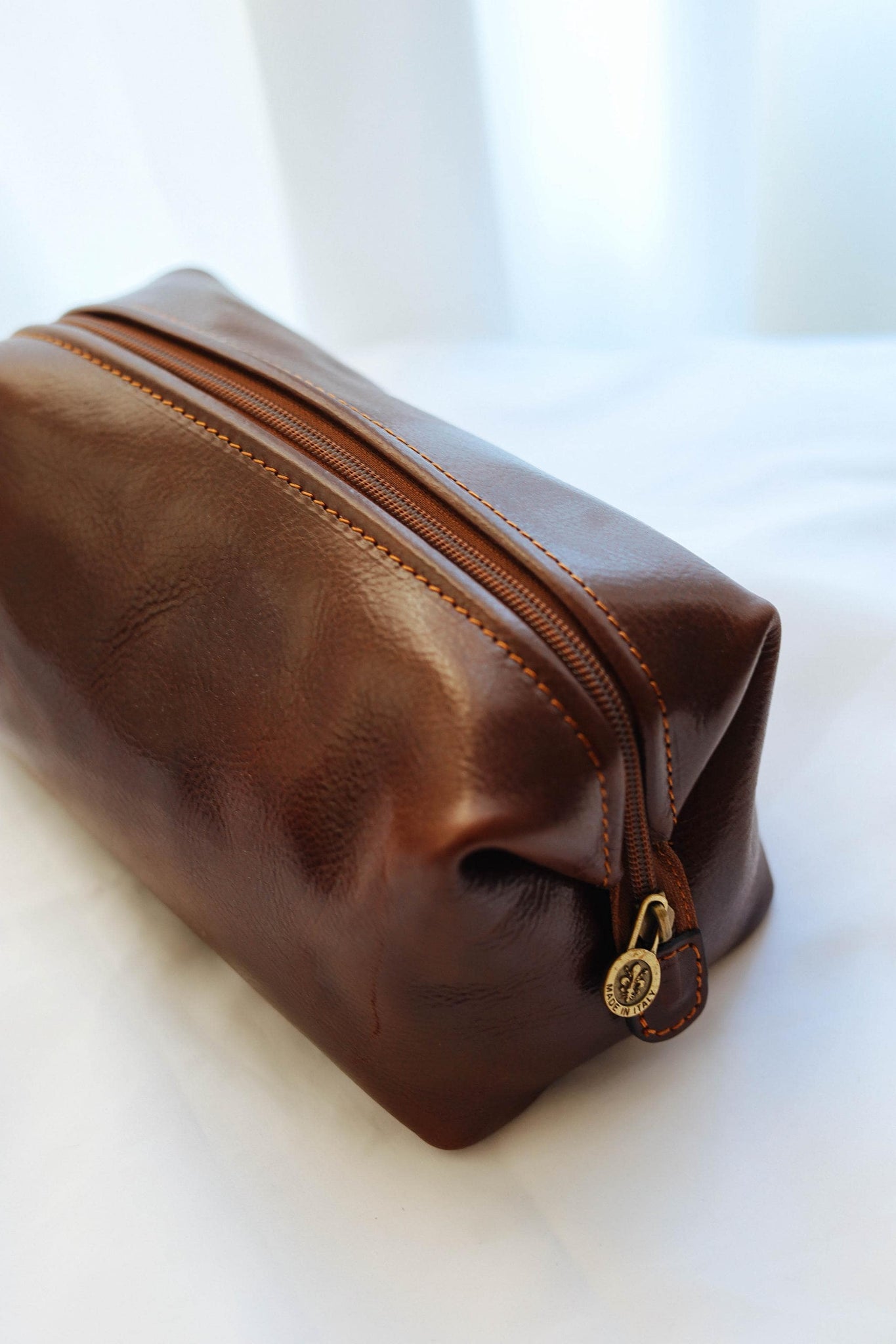 Italian Leather Toiletry Bag: Handcrafted Travel Accessory