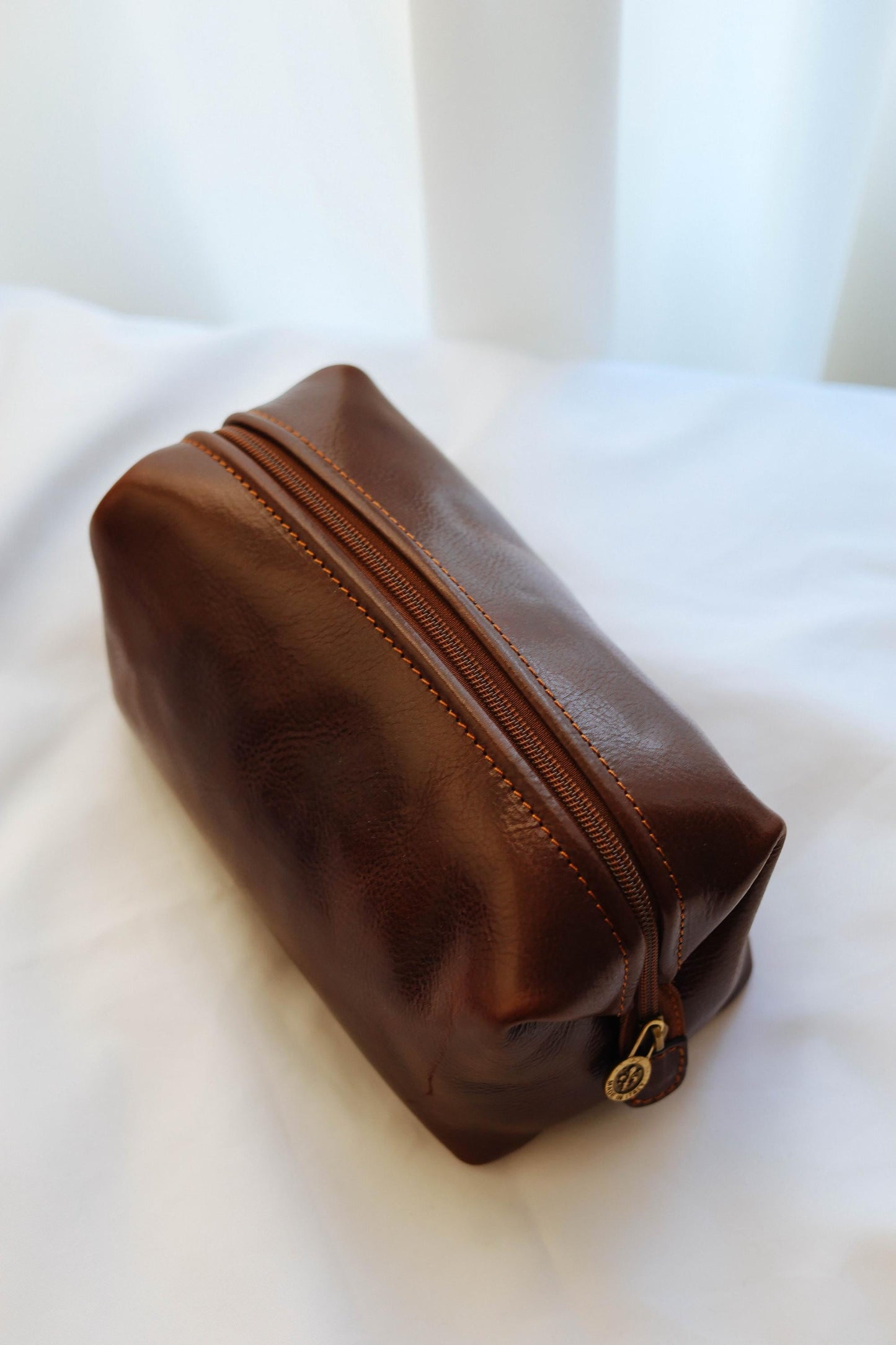 Italian Leather Toiletry Bag: Handcrafted Travel Accessory