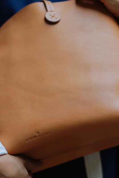The Shoulder Bag