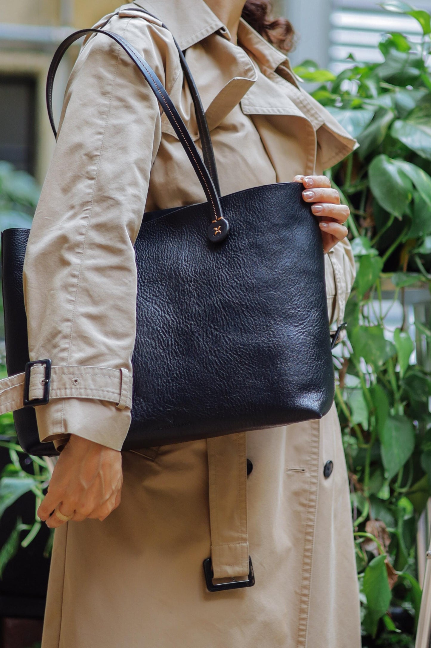 The Shoulder Bag