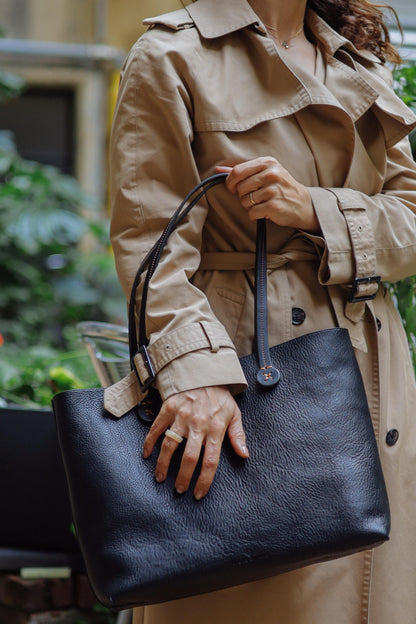 The Shoulder Bag