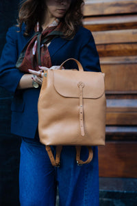 Handmade Full Grain Leather Backpack: Vintage Style Rucksack