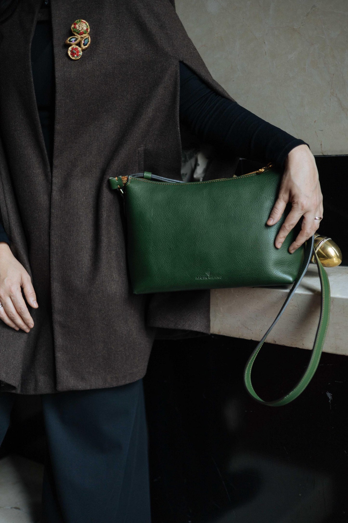 Minimal Crossbody Bag